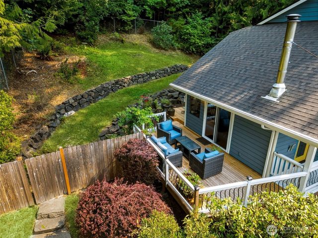 2435 Crestridge Drive NW, Olympia, WA 98502