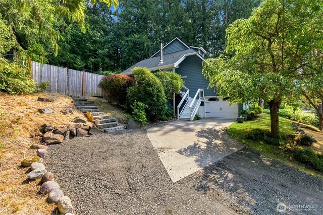 2435 Crestridge Drive NW, Olympia, WA 98502