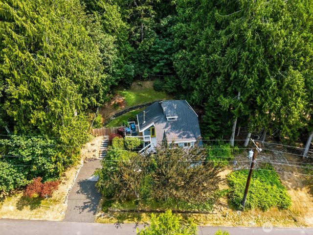 2435 Crestridge Drive NW, Olympia, WA 98502