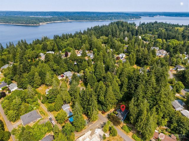2435 Crestridge Drive NW, Olympia, WA 98502