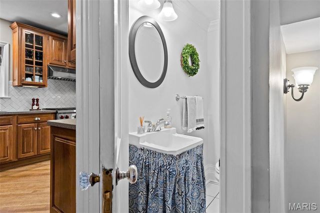 6605 Waterman Avenue, University City, MO 63130