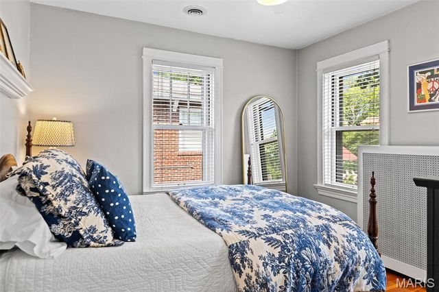 6605 Waterman Avenue, University City, MO 63130
