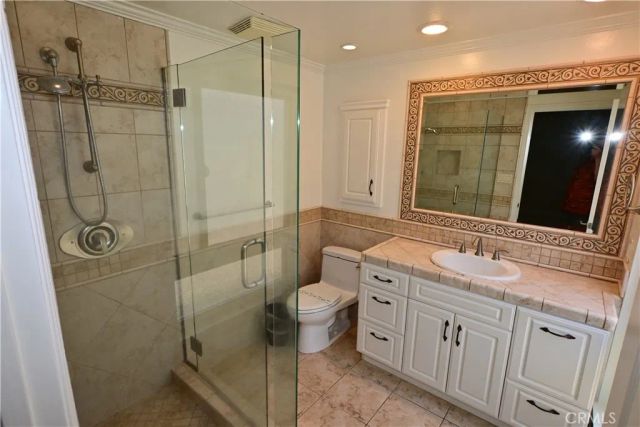 9550 Avenida Monterey, Cypress, CA 90630