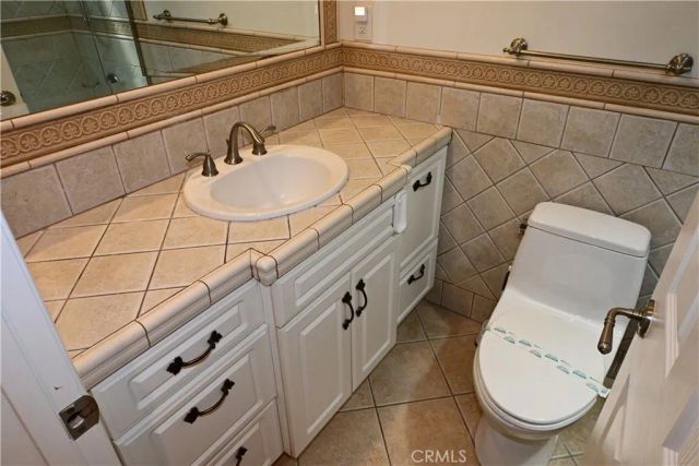 9550 Avenida Monterey, Cypress, CA 90630