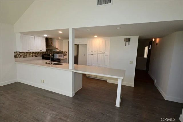 9550 Avenida Monterey, Cypress, CA 90630