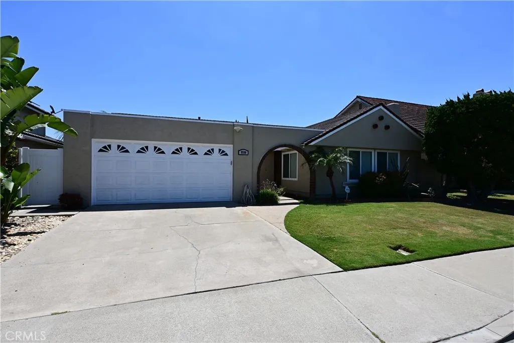 9550 Avenida Monterey, Cypress, CA 90630