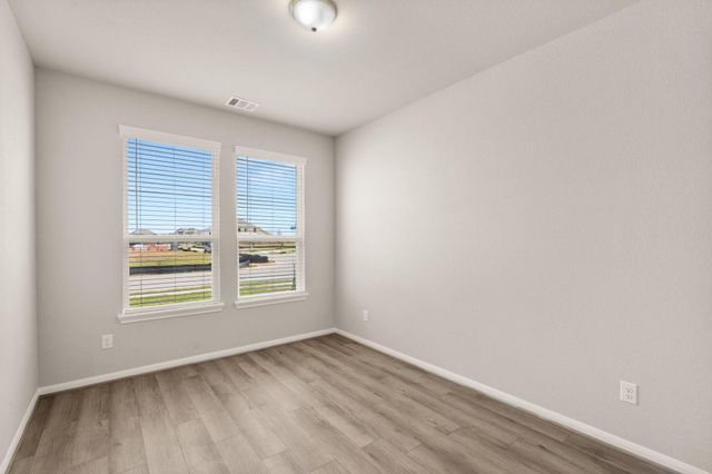 14827 Mission Avenue, Mont Belvieu, TX 77523