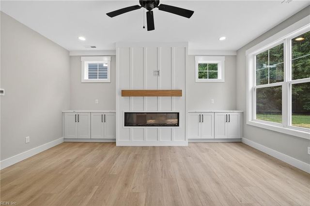 1227 Prosperity RD, Virginia Beach, VA 23451