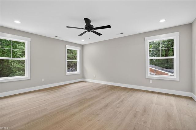 1227 Prosperity RD, Virginia Beach, VA 23451