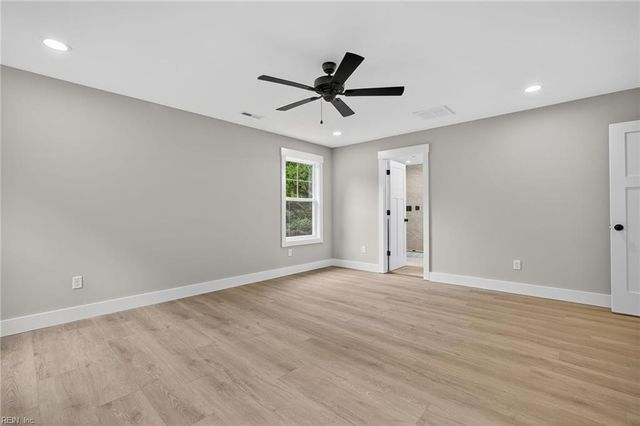 1227 Prosperity RD, Virginia Beach, VA 23451