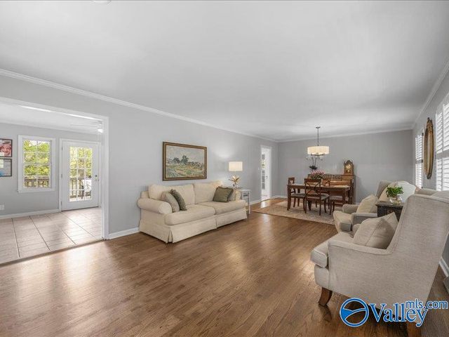 700 Fagan Springs Drive SE, Huntsville, AL 35801