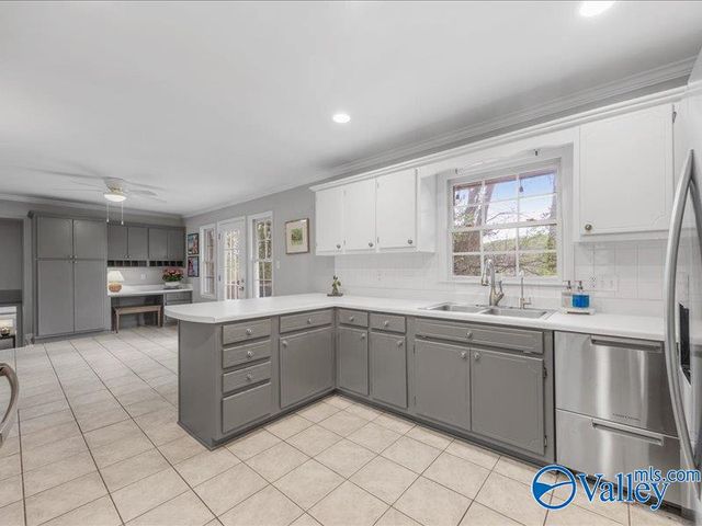 700 Fagan Springs Drive SE, Huntsville, AL 35801