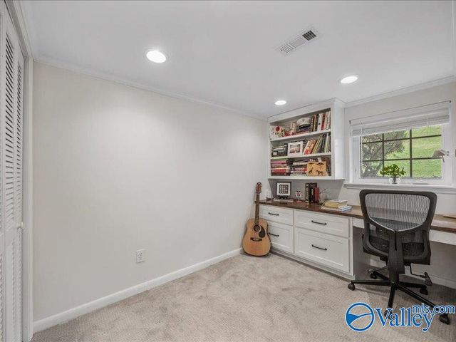 700 Fagan Springs Drive SE, Huntsville, AL 35801