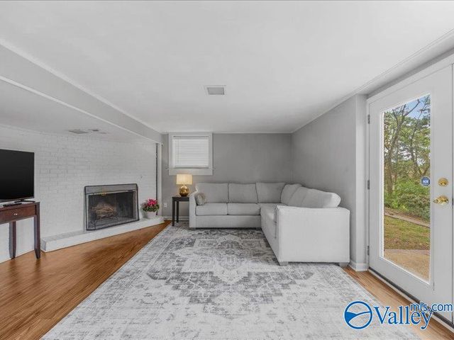 700 Fagan Springs Drive SE, Huntsville, AL 35801