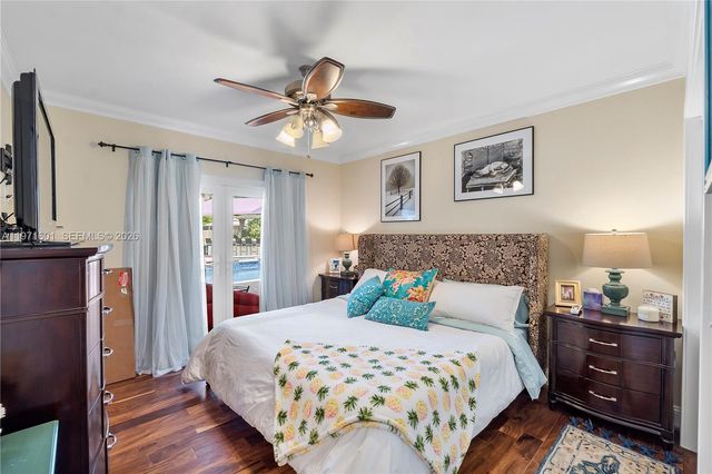 17640 Old Cutler Rd, Palmetto Bay, FL 33157