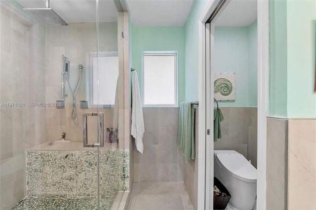 17640 Old Cutler Rd, Palmetto Bay, FL 33157