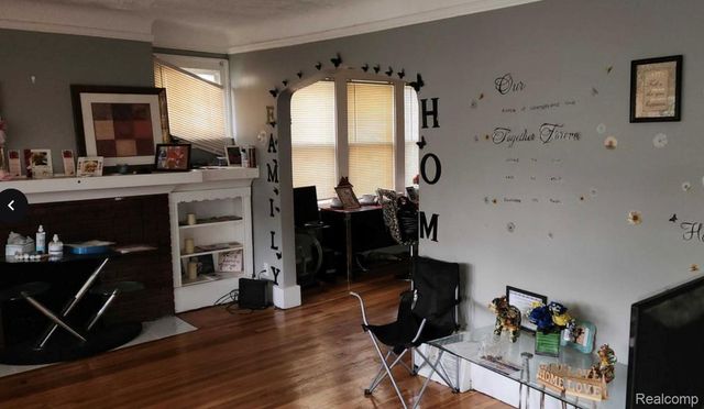 13615 Ohio Street, Detroit, MI 48238