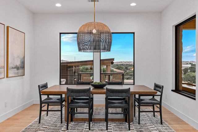 494 Primo Fiore TER, Austin, TX 78738