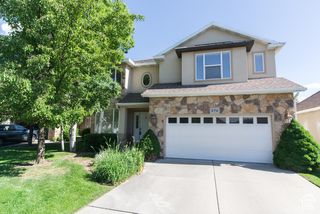 274 E PARK KNOLL CIR, Sandy, UT 84070