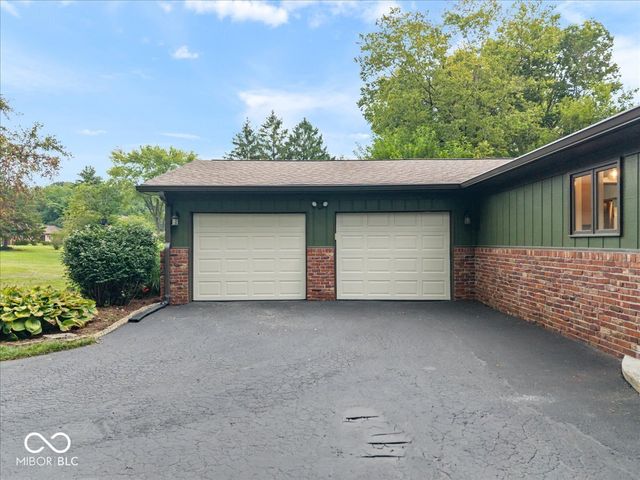 13217 Highland Springs Drive E, Mccordsville, IN 46055