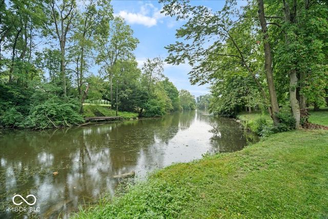 13217 Highland Springs Drive E, Mccordsville, IN 46055