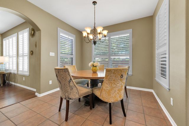 4304 Lone Oak Drive, Mansfield, TX 76063