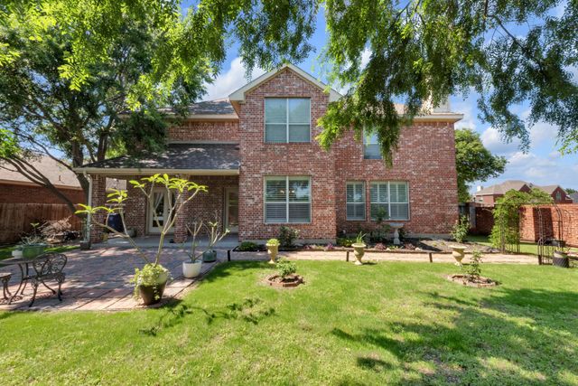4304 Lone Oak Drive, Mansfield, TX 76063