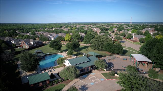 4304 Lone Oak Drive, Mansfield, TX 76063