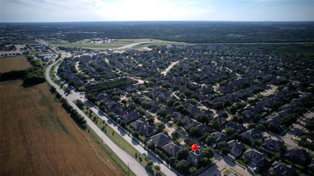 4304 Lone Oak Drive, Mansfield, TX 76063