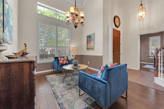 4304 Lone Oak Drive, Mansfield, TX 76063