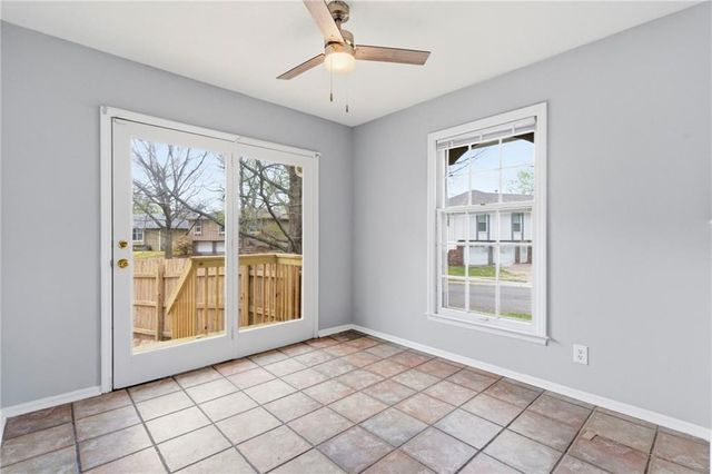 9009 Kentucky Avenue, Kansas City, MO 64138