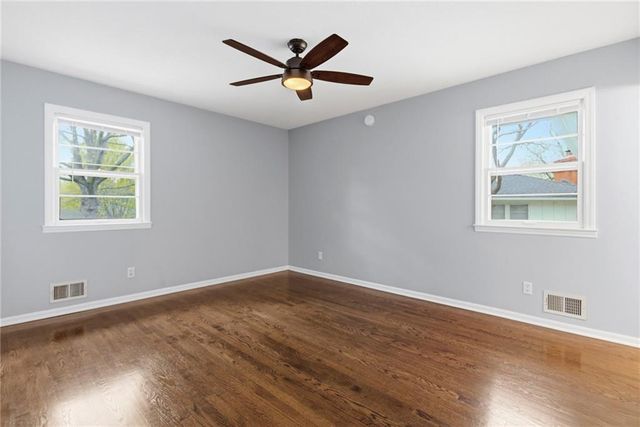9009 Kentucky Avenue, Kansas City, MO 64138