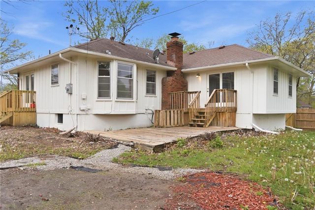 9009 Kentucky Avenue, Kansas City, MO 64138
