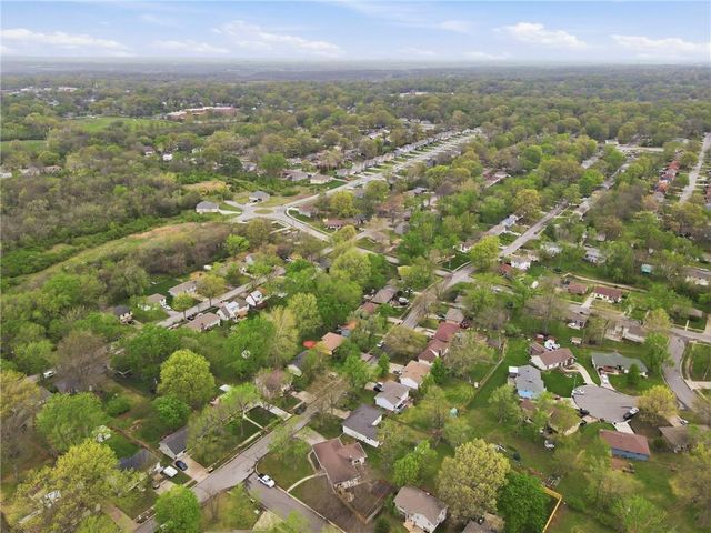 9009 Kentucky Avenue, Kansas City, MO 64138