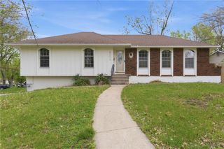 9009 Kentucky Avenue, Kansas City, MO 64138