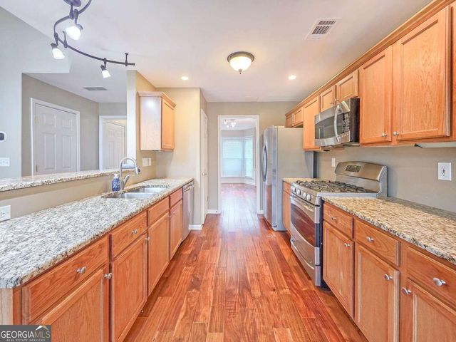 5028 Bright Hampton Drive SE, Atlanta, GA 30339