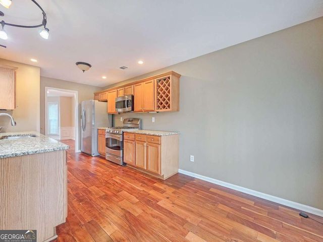 5028 Bright Hampton Drive SE, Atlanta, GA 30339