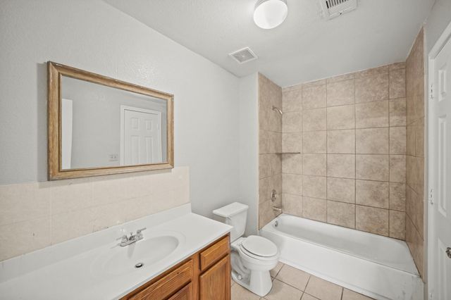 4636 Mayflower Street, Houston, TX 77033