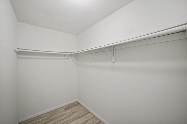 4636 Mayflower Street, Houston, TX 77033