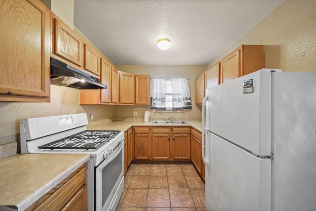 4636 Mayflower Street, Houston, TX 77033