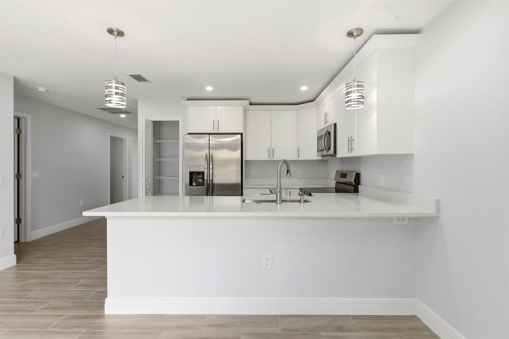 2955 Dunbar Street Unit A, Fort Myers, FL 33916