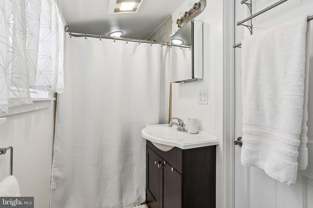 109 E OAKLAND AVE, Haddon Township, NJ 08107