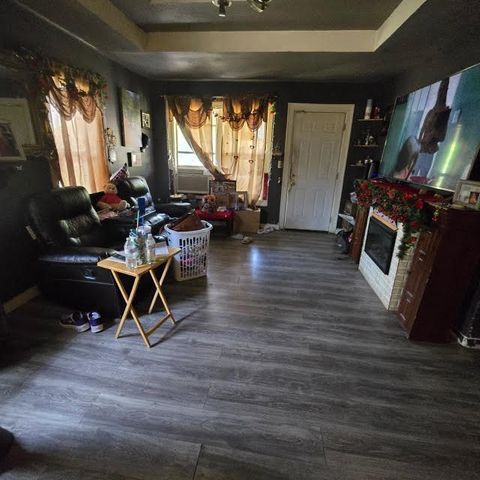 738 W 1ST St, Alice, TX 78332