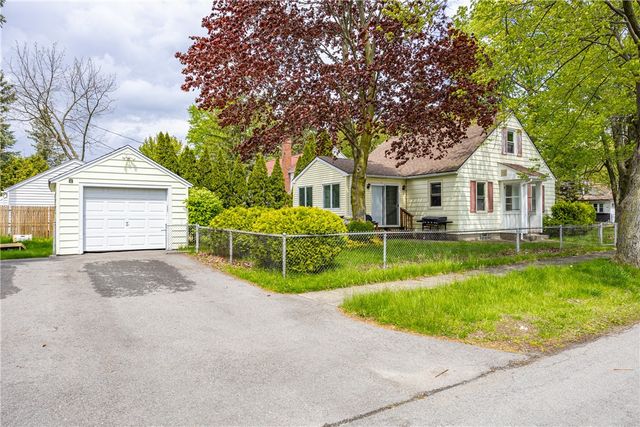 617 Howard Road, Gates, NY 14624