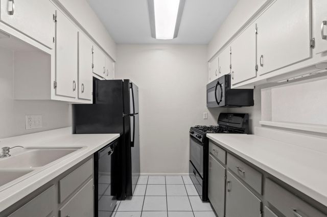 2425 Ashdale DR 51, Austin, TX 78757