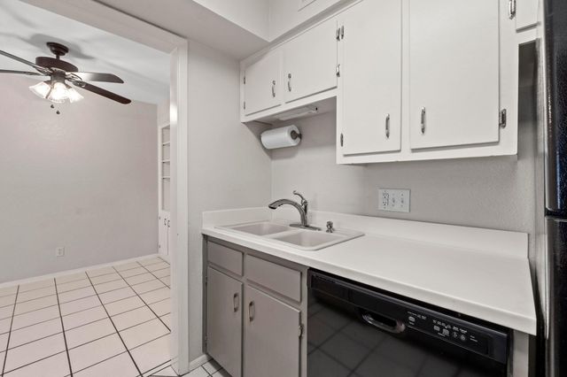2425 Ashdale DR 51, Austin, TX 78757