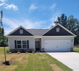 1066 Russell Drive, Winston-salem, NC 27127