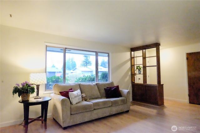 8220 53rd Drive NE, Marysville, WA 98270