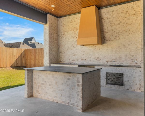 309 Sunset Palm Court, Youngsville, LA 70592