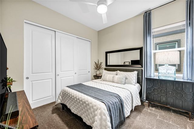 140 Royal Cascade Avenue, Henderson, NV 89011